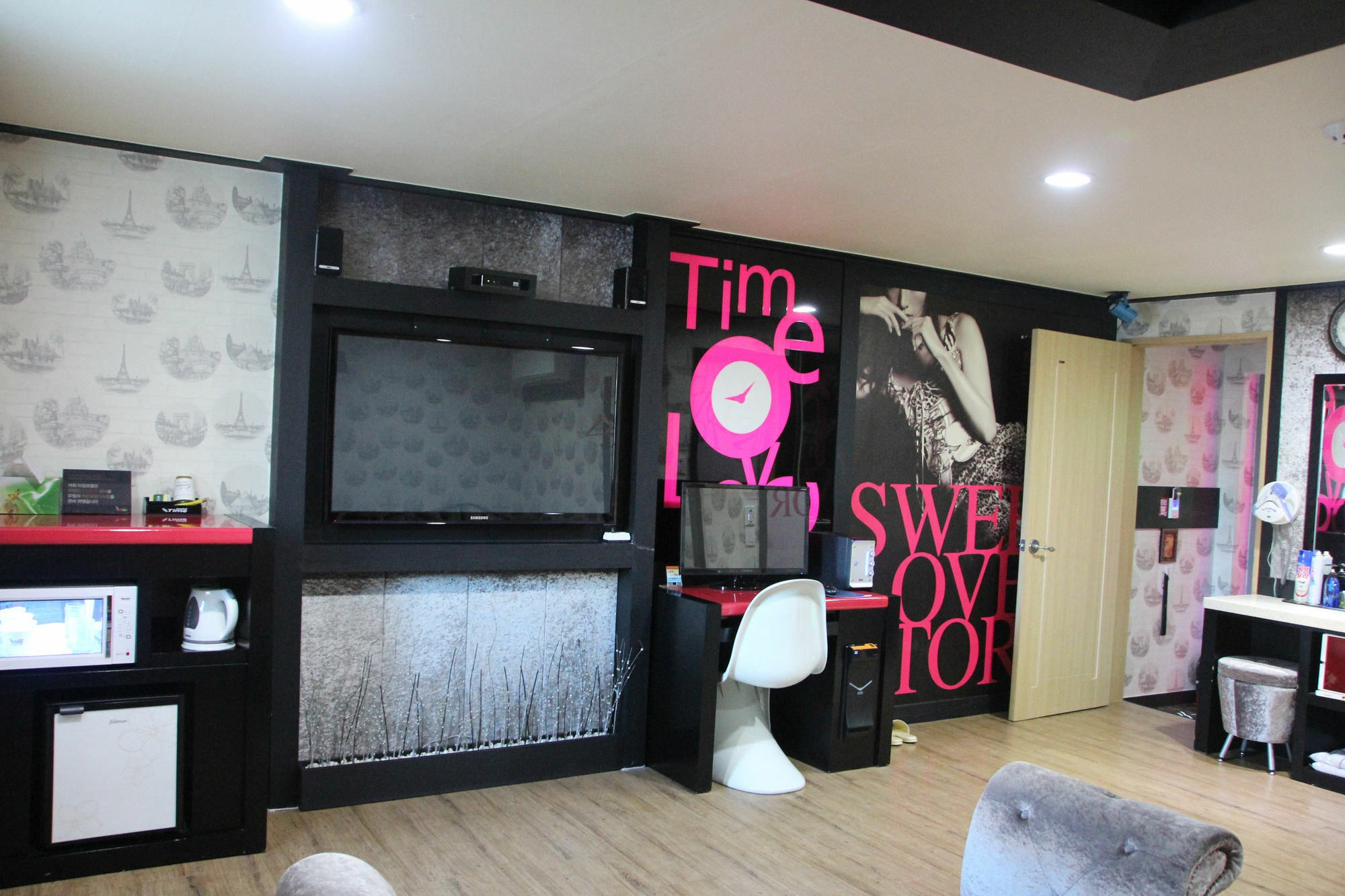 Time Motel Gyeongju Bagian luar foto