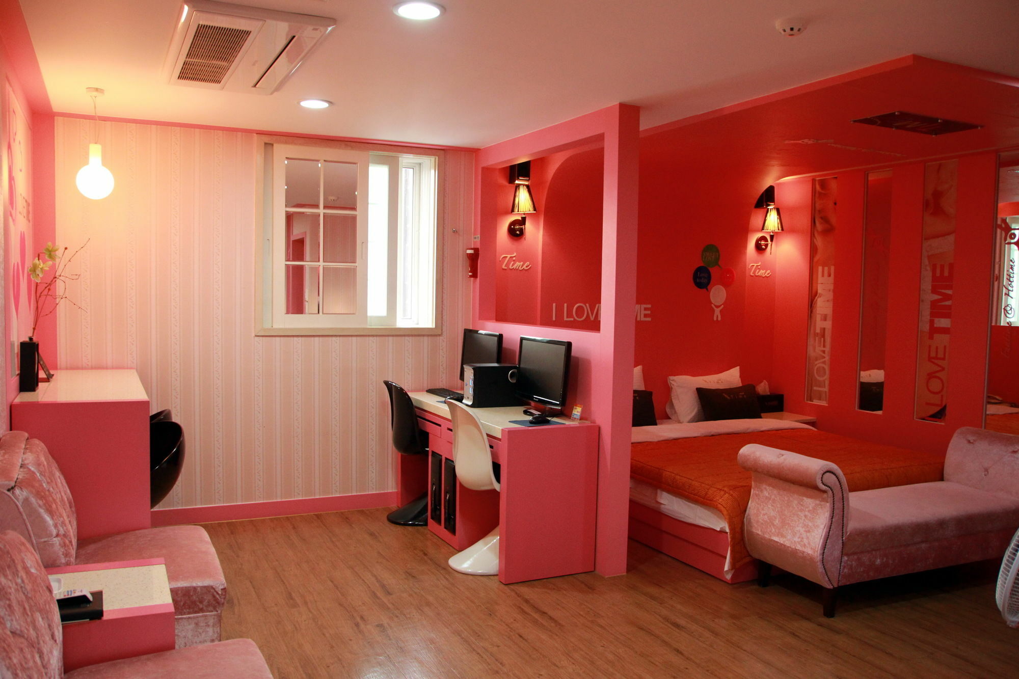 Time Motel Gyeongju Bagian luar foto