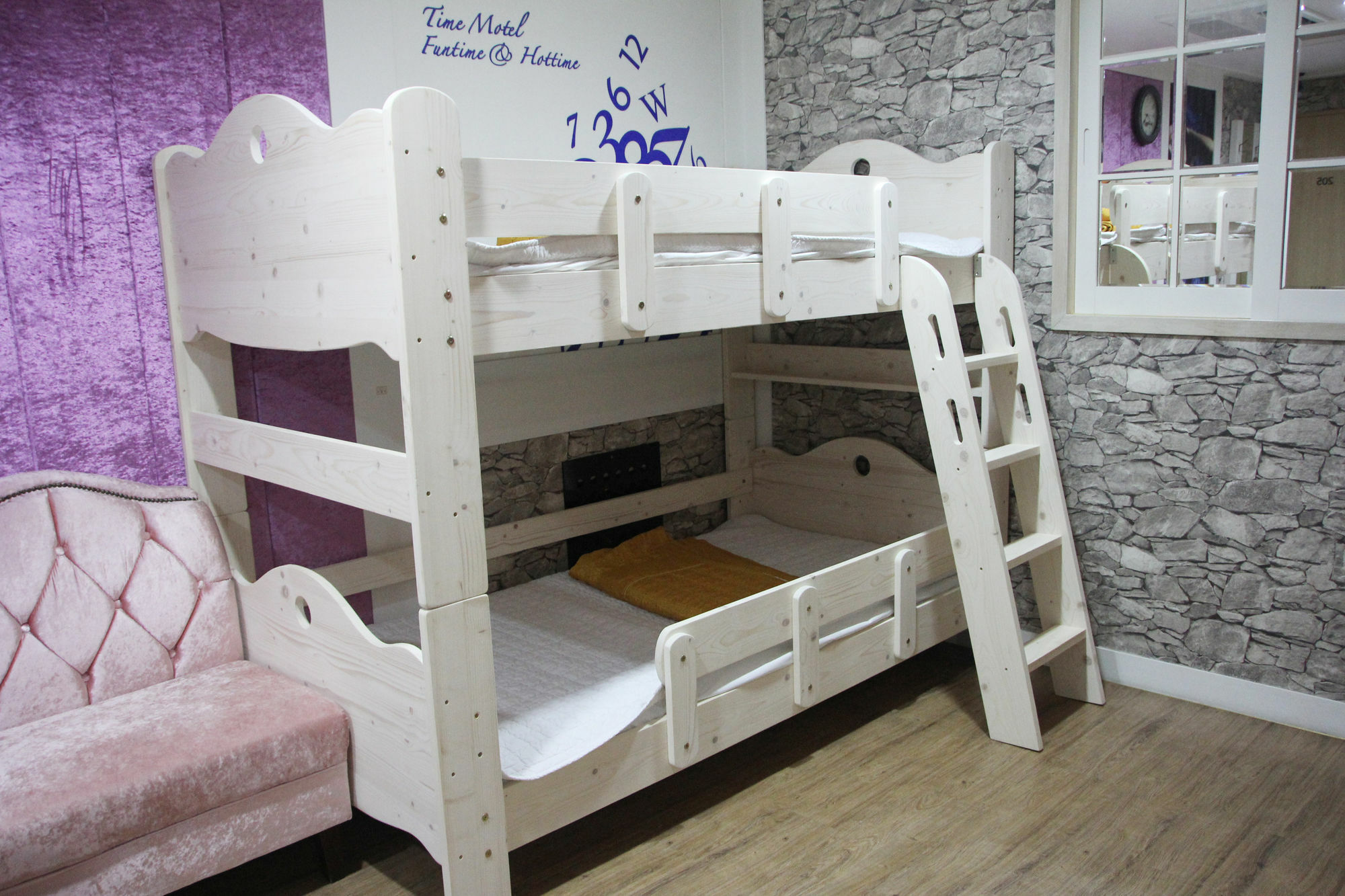 Time Motel Gyeongju Bagian luar foto